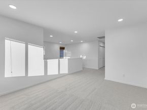 34196 56th Avenue S, Auburn WA 98001