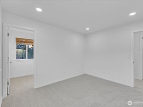 34196 56th Avenue S, Auburn WA 98001