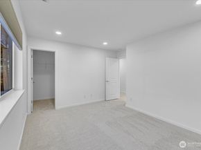 34196 56th Avenue S, Auburn WA 98001