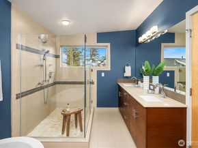 1550 NW 60th Street, Seattle WA 98107