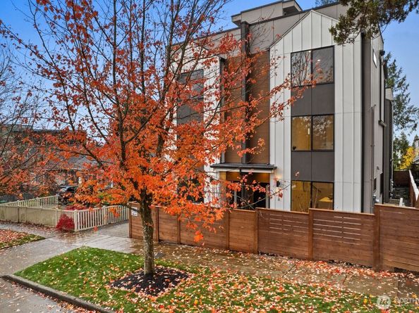 937 N 87th Street A, Seattle WA 98103