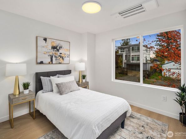 937 N 87th Street A, Seattle WA 98103