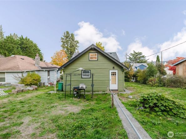 205 S Summit Ave., Bremerton WA 98312