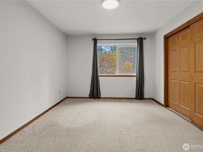 527 Radey Street, Port Orchard WA 98366