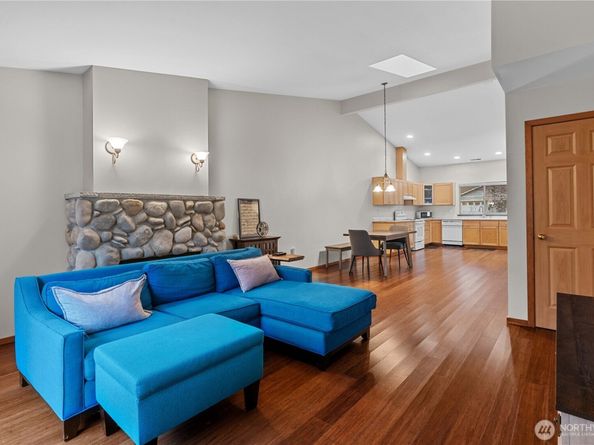 527 Radey Street, Port Orchard WA 98366