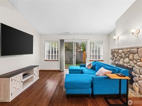 527 Radey Street, Port Orchard WA 98366