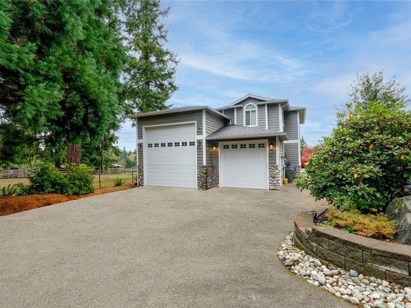 24215 75th Avenue SE, Woodinville WA 98072