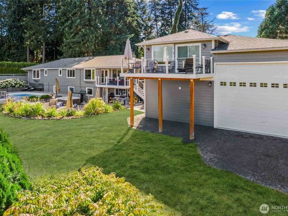 24215 75th Avenue SE, Woodinville WA 98072