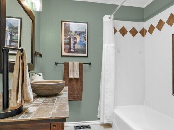 24215 75th Avenue SE, Woodinville WA 98072