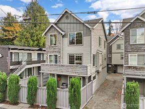 4535 NE 55th Street, Seattle WA 98105