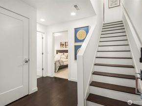 8340 Mary Avenue NW D, Seattle WA 98117