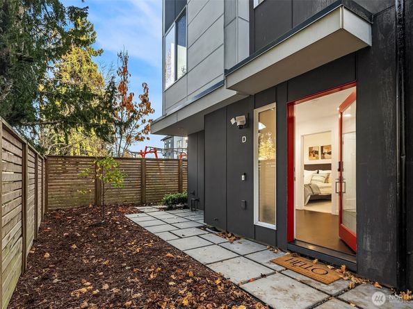8340 Mary Avenue NW D, Seattle WA 98117