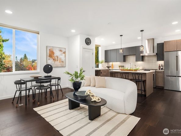 8340 Mary Avenue NW D, Seattle WA 98117