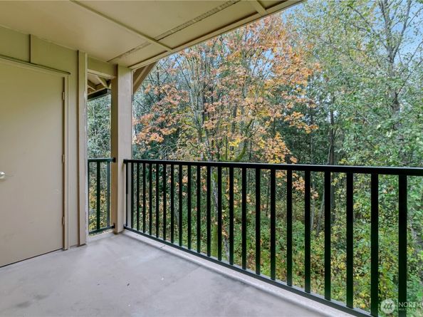 18930 Bothell Everett Highway B304, Bothell WA 98012