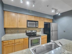 18930 Bothell Everett Highway B304, Bothell WA 98012