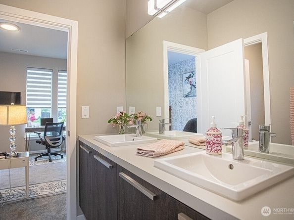 4460 Castleton Road SW, Port Orchard WA 98367