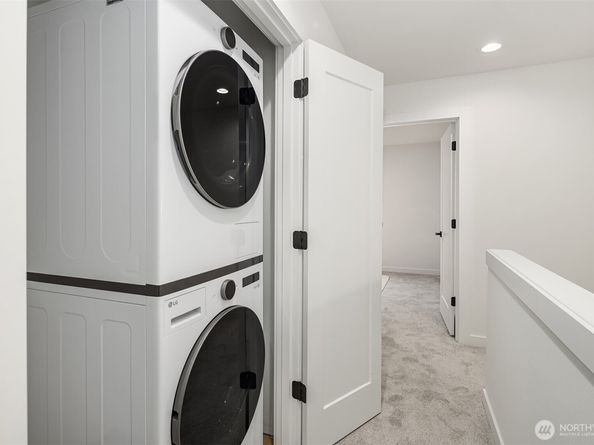 18015 2nd Avenue NE B, Shoreline WA 98155