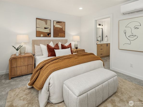 18015 2nd Avenue NE B, Shoreline WA 98155