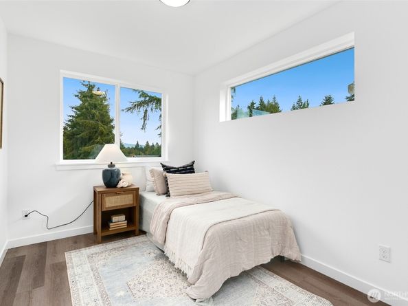 12107 E Gibson Road, Everett WA 98204