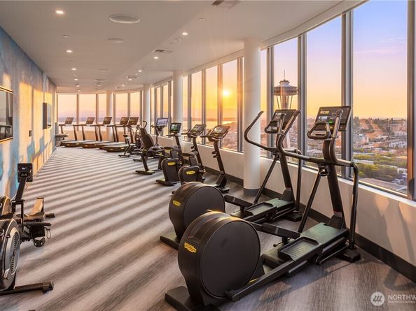 2510 6th Avenue 1305, Seattle WA 98121