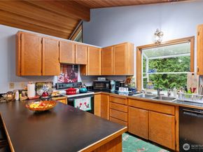 16410 60th Avenue W, Lynnwood WA 98037