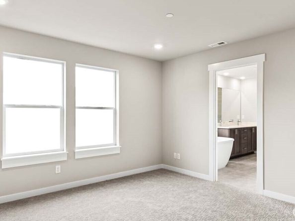 13490 NE 105th Court 21, Kirkland WA 98033