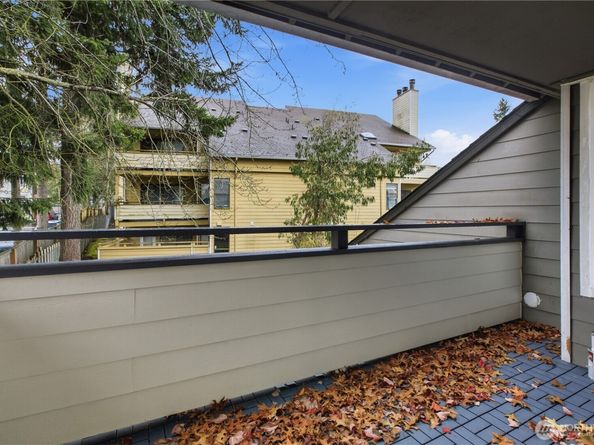 2524 S 317th Street 304, Federal Way WA 98003