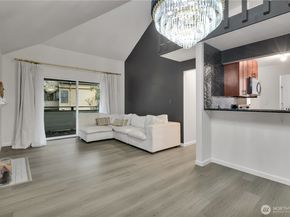2524 S 317th Street 304, Federal Way WA 98003