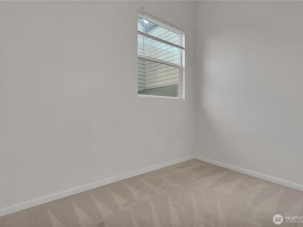 2524 S 317th Street 304, Federal Way WA 98003