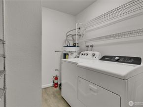 2524 S 317th Street 304, Federal Way WA 98003