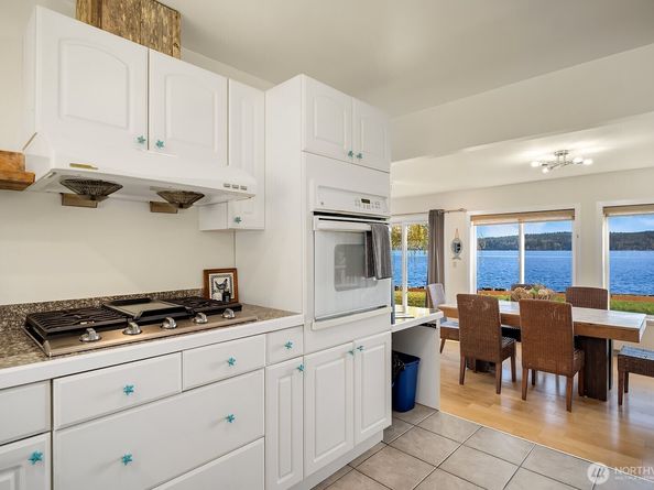 24410 Vashon Highway SW, Vashon WA 98070