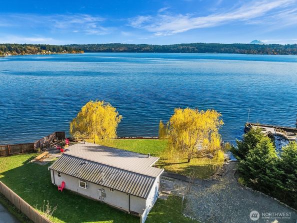 24410 Vashon Highway SW, Vashon WA 98070