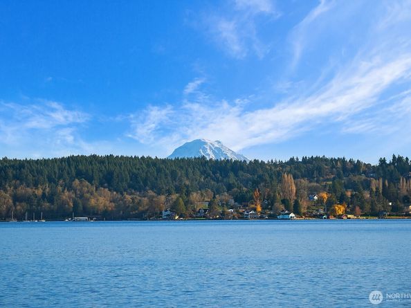 24410 Vashon Highway SW, Vashon WA 98070