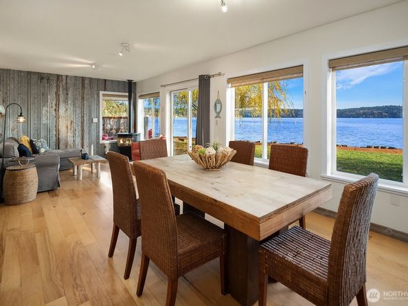 24410 Vashon Highway SW, Vashon WA 98070