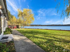 24410 Vashon Highway SW, Vashon WA 98070