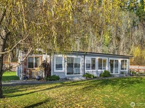 24410 Vashon Highway SW, Vashon WA 98070