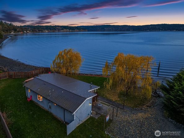 24410 Vashon Highway SW, Vashon WA 98070