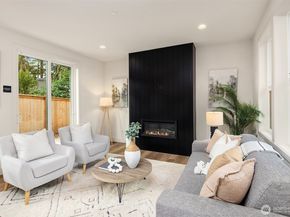 817 18th Avenue W, Kirkland WA 98033