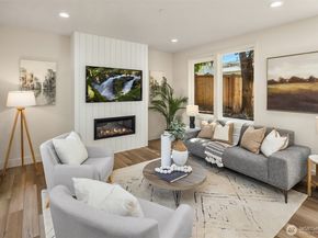 817 18th Avenue W, Kirkland WA 98033