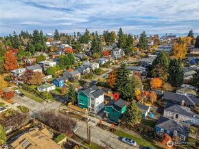 7554 39th Avenue SW, Seattle WA 98126