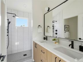 7554 39th Avenue SW, Seattle WA 98126