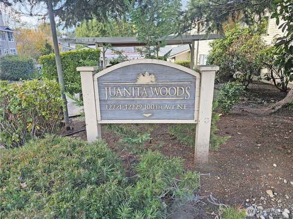 12225 100th Avenue NE B105, Kirkland WA 99034