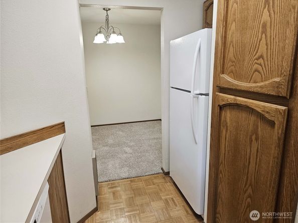 12225 100th Avenue NE B105, Kirkland WA 99034