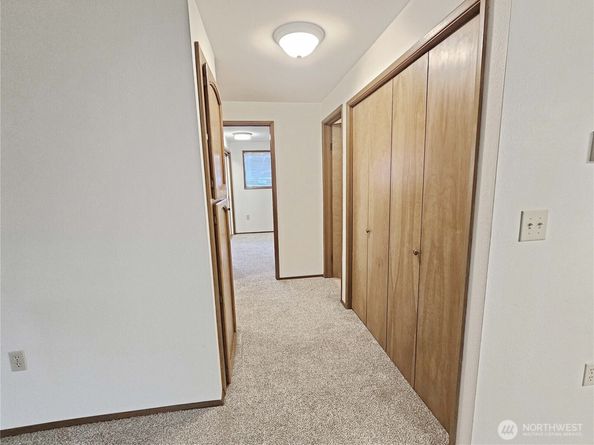 12225 100th Avenue NE B105, Kirkland WA 99034