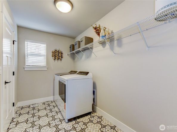 231 156th Place SW MG 05, Lynnwood WA 98087