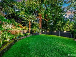 3439 24th Avenue W, Seattle WA 98199