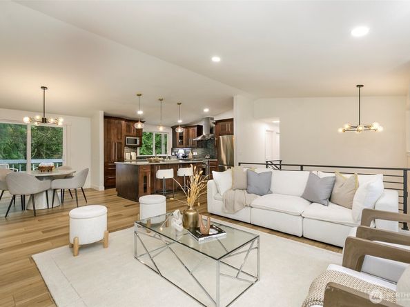 16919 199th Place NE, Woodinville WA 98077