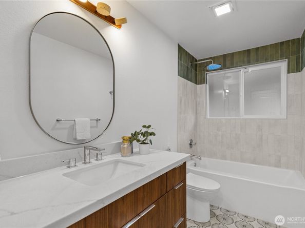 16433 9th Avenue SW, Burien WA 98166