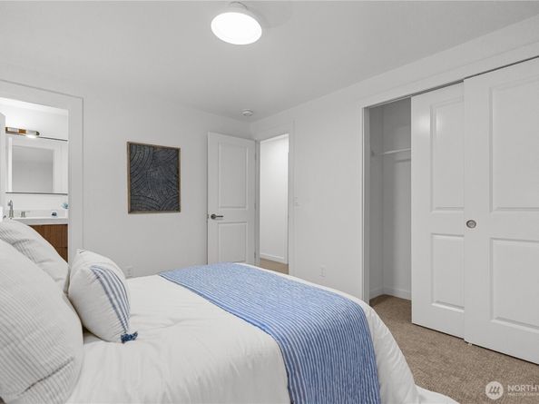 16433 9th Avenue SW, Burien WA 98166