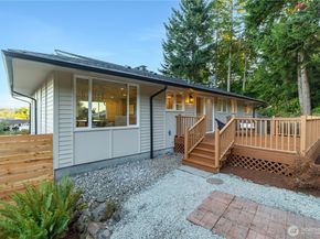 16433 9th Avenue SW, Burien WA 98166